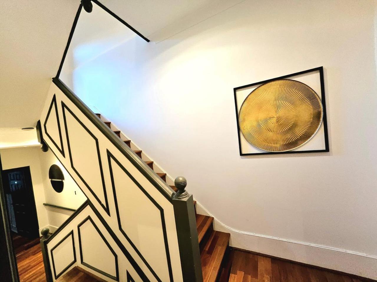 Sensational London-callcott Apartment *